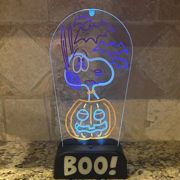 Snoopy Halloween LED Light with Blue and Orange Accents - Picture 1 of 2